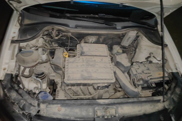 大众 Polo 2014款 1.4L 手动风尚版局部细节24