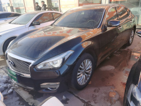 英菲尼迪Q70 2019款 Q70L 2.0T 悦享版