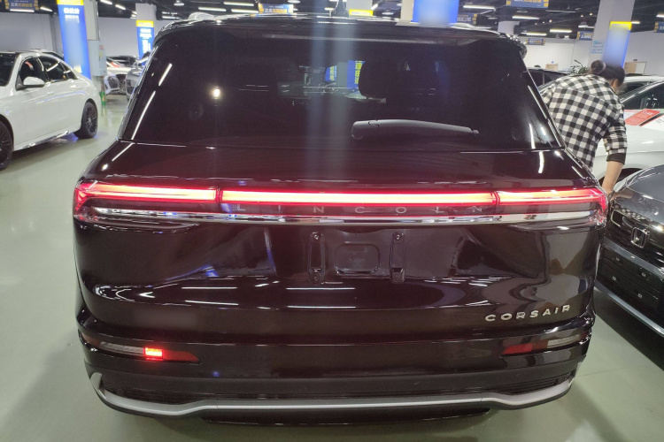 林肯 冒险家 2023款 2.0T 两驱尊雅版车身外观6004