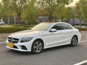 奔驰C级 2020款 改款 C 260 L 运动版