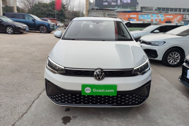 大众 朗逸 2023款 新锐 1.5L 自动新逸版车身外观2