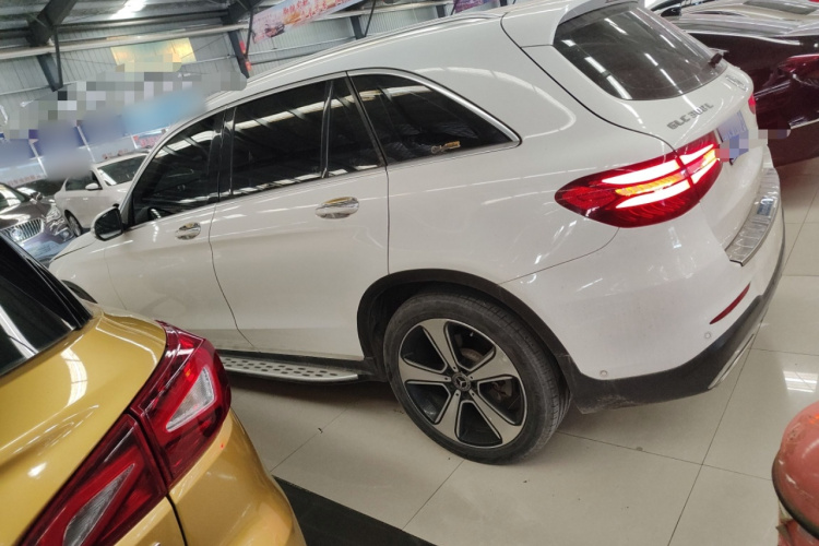 奔驰GLC 2019款 GLC 300 L 4MATIC 动感型车身外观4