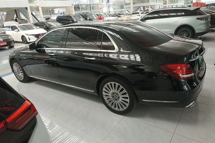 奔驰E级 2020款 改款 E 300 L 殊享版车身外观6003