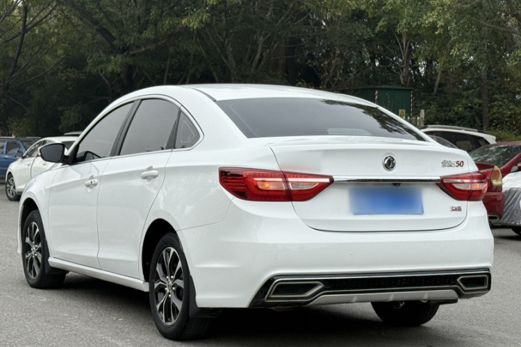 东风风行 景逸S50 2017款 1.6L CVT尊享型车身外观6002
