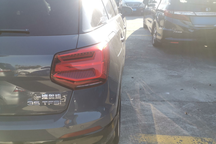 奥迪Q2L 2021款 35 TFSI 进取动感型车身外观6001