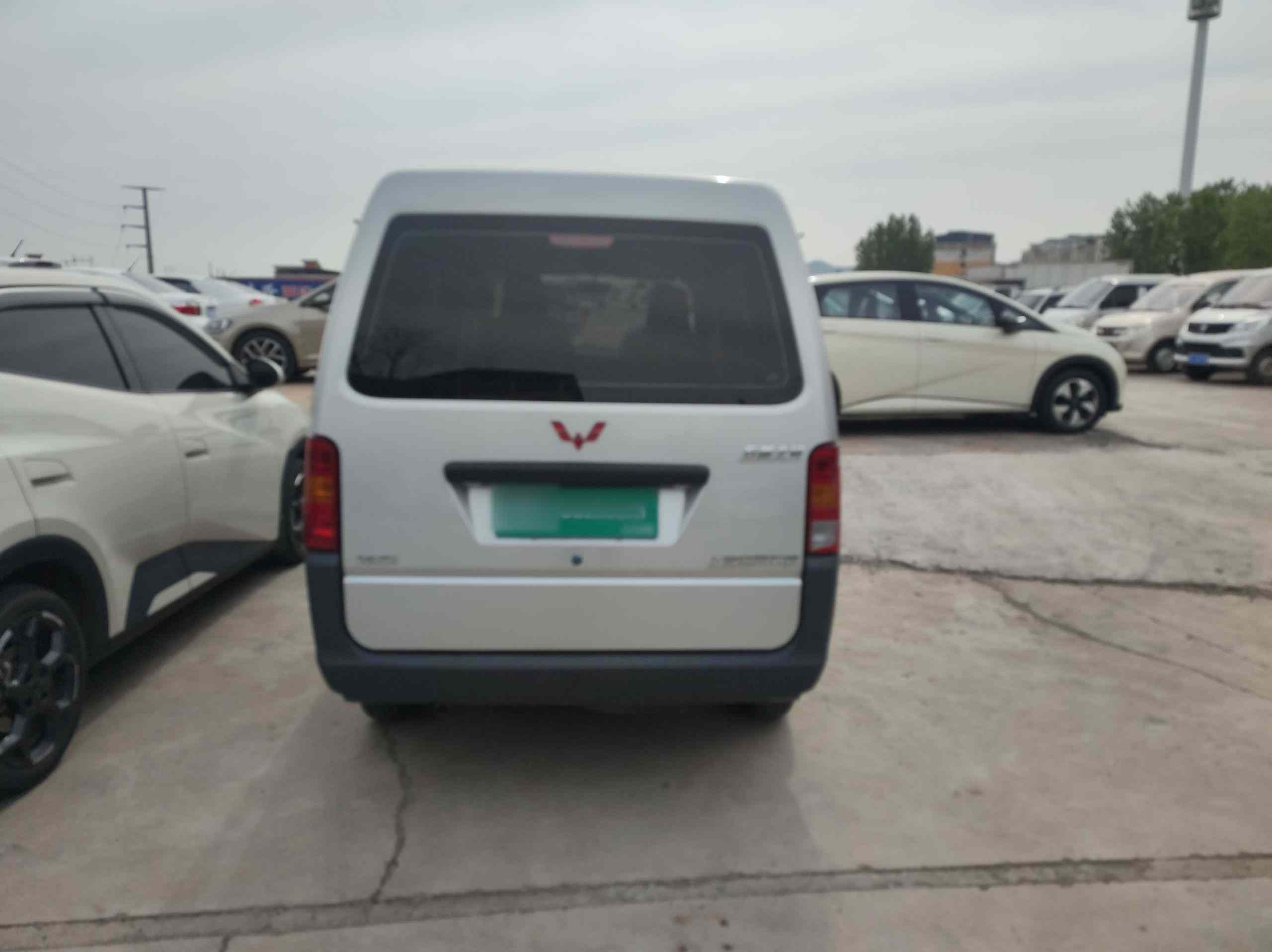 五菱汽车 五菱之光 2023款 1.5L 实用型 5/7座(5)