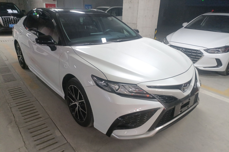 丰田 凯美瑞 2021款 2.5S 锋尚版车身外观3