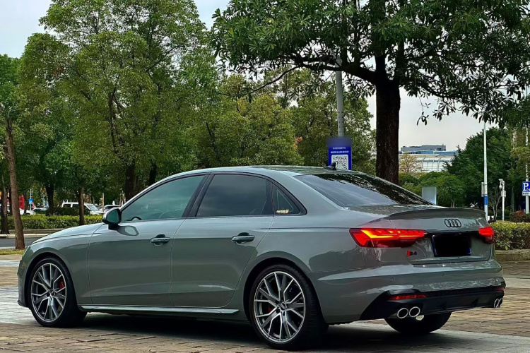 奥迪S4 2022款 S4 3.0TFSI车身外观6004