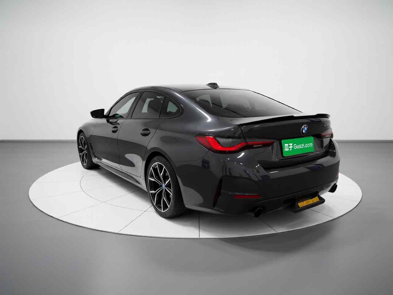 宝马4系 2023款 430i Gran Coupe M运动曜夜套装(3)