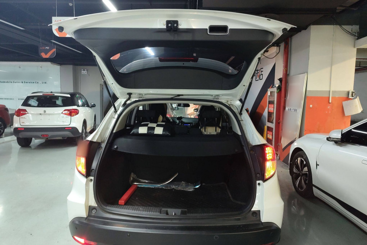 本田 缤智 2015款 1.5L CVT两驱舒适型局部细节23