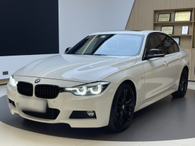 宝马3系 2019款 320i M运动曜夜版