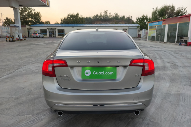 沃尔沃S60 2016款 S60L T4 智远版车身外观6005