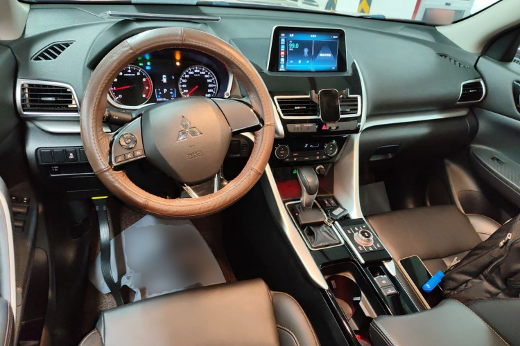 三菱 奕歌 2018款 1.5T CVT两驱梦想版中控内饰7002