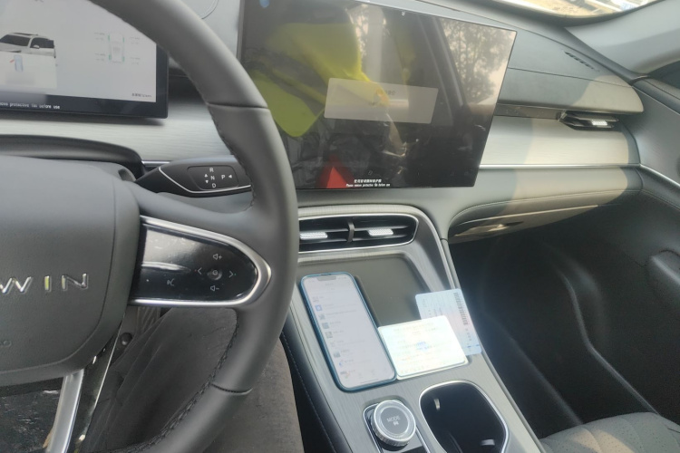 奇瑞 风云T8 2025款 1.5T 130km 舒适版5座中控内饰12