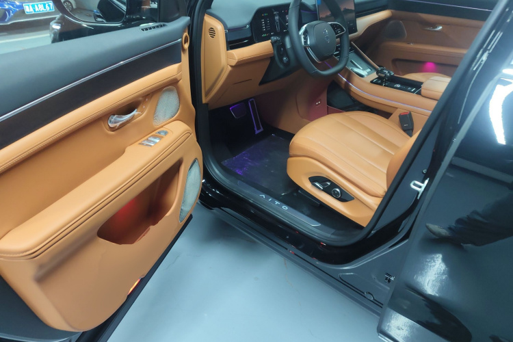 鸿蒙智行 问界M7 2024款 1.5T 智驾后驱Pro版 5座中控内饰20