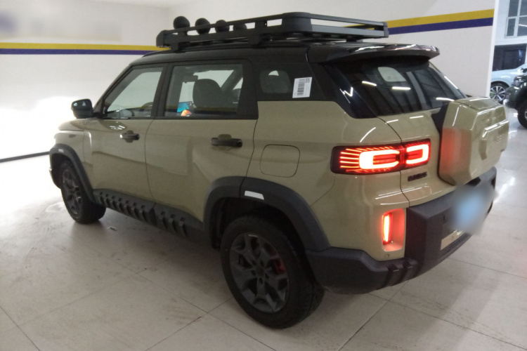 吉利汽车 吉利牛仔 2025款 1.5TD 趣野版车身外观4