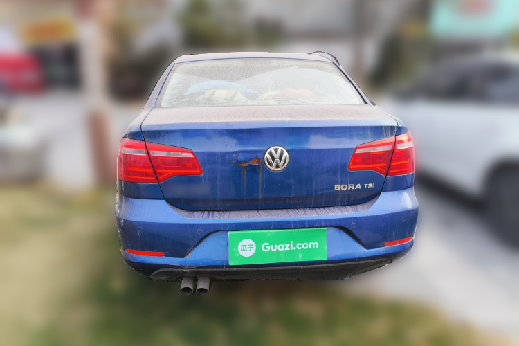 大众 宝来 2013款 1.4T 自动舒适型车身外观6