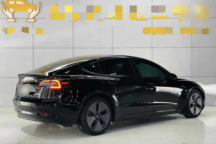 特斯拉 Model Y 2022款 改款 后轮驱动版车身外观6002