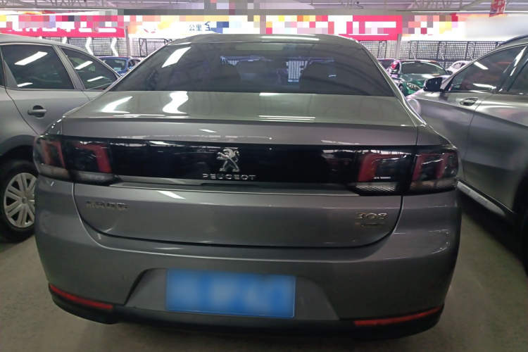 标致308 2016款 230THP 自动豪华版车身外观6