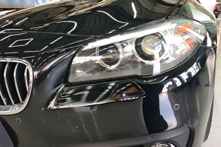 宝马5系 2014款 525Li 领先型局部细节36