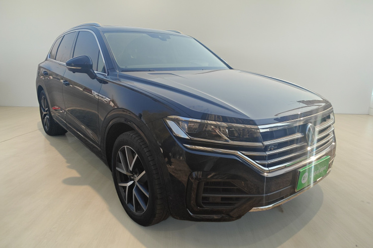 大众 途锐 2019款 3.0TSI 锐锋版 国VI车身外观3