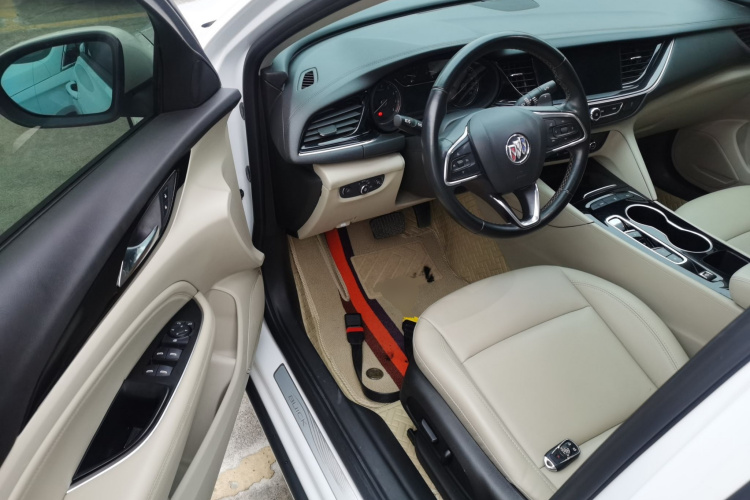 别克 君威 2020款 552T 精英型中控内饰20