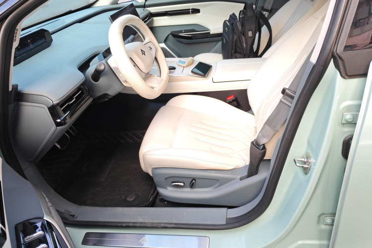 昊铂GT 2023款 560后驱科技版局部细节19