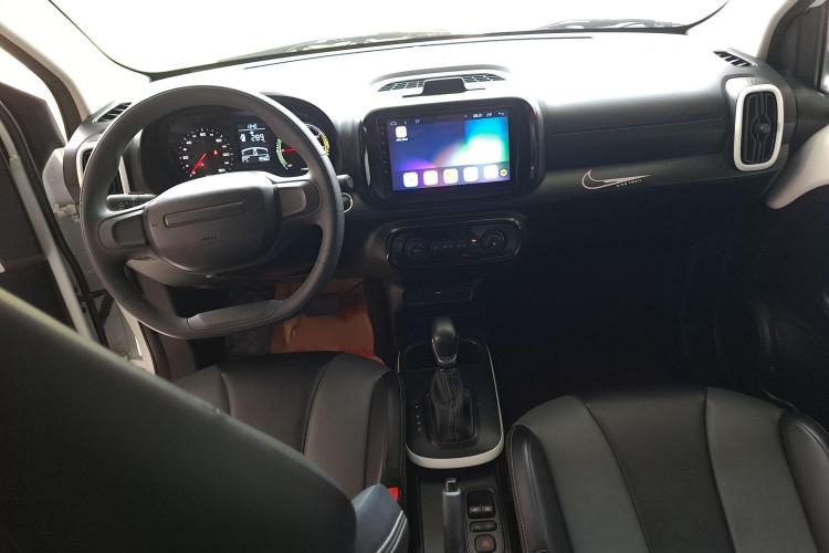 荣威 科莱威CLEVER 2022款 311km元气啵啵版中控内饰7003