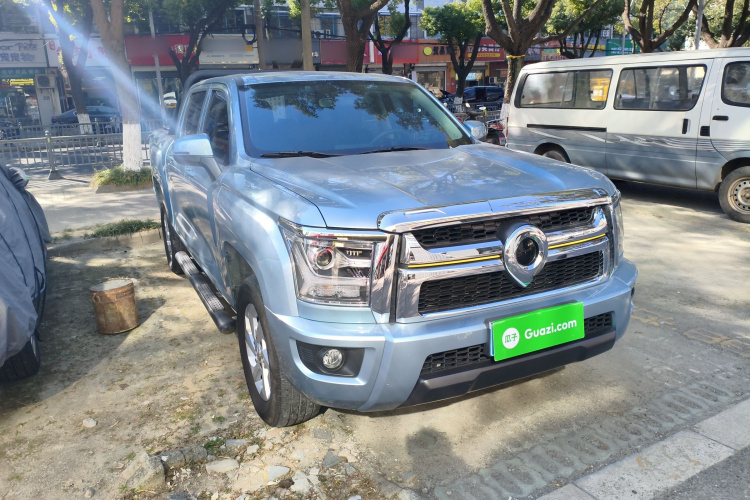 长城 金刚炮 2023款 2.0T自动汽油两驱精英型标箱GW4C20C车身外观3