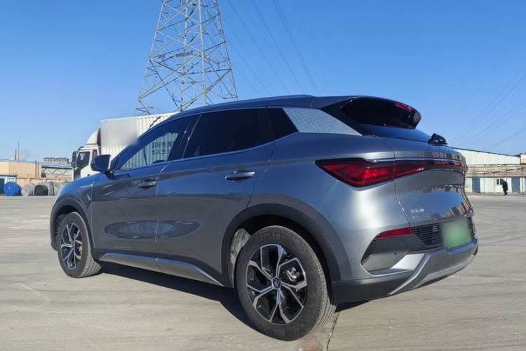 比亚迪 元PLUS 2023款 冠军版 430KM 超越型车身外观6007