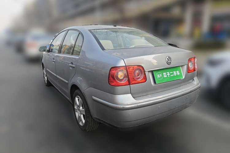 大众 Polo 2009款 劲取 1.6L 自动雅致版车身外观5