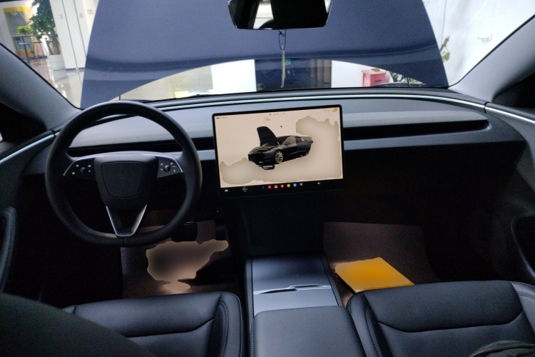 特斯拉 Model 3 2023款 后轮驱动版中控内饰12