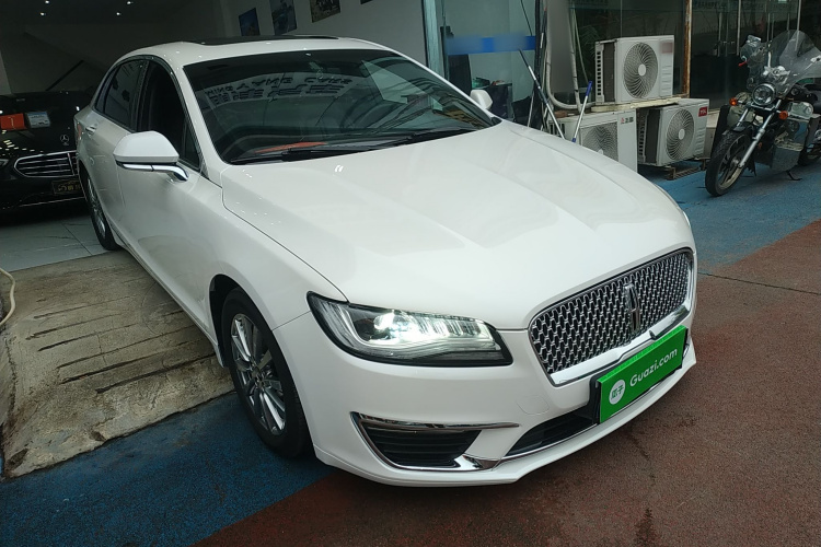 林肯MKZ 2020款 2.0T 尊享版车身外观3