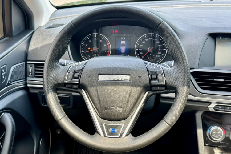 哈弗H6 2018款 蓝标 运动版 1.5T 自动两驱尊贵型中控内饰7002