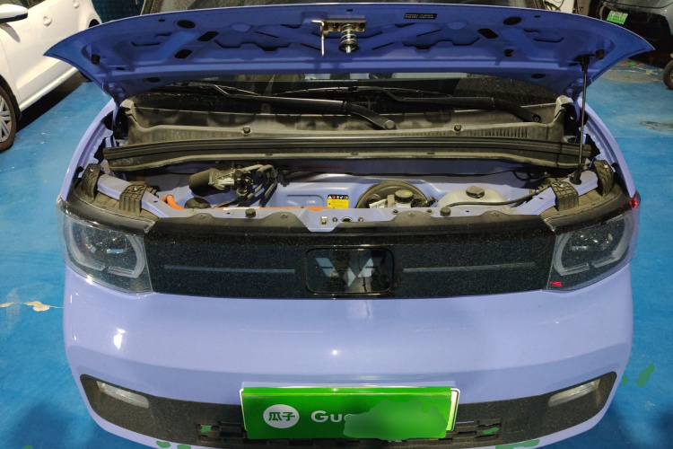 五菱汽车 宏光MINIEV 2022款 马卡龙时尚款 三元锂机舱底盘24