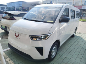 五菱汽车 五菱扬光 2025款 400km 客车版舒适型