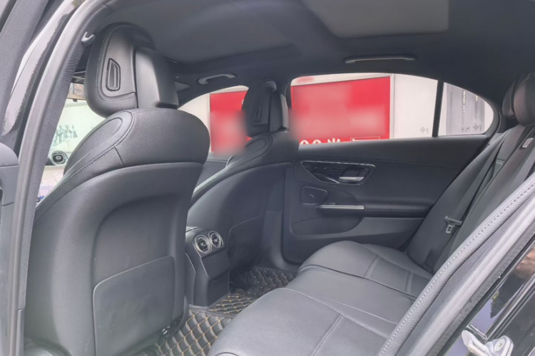 奔驰C级 2022款 改款 C 260 L中控内饰7005