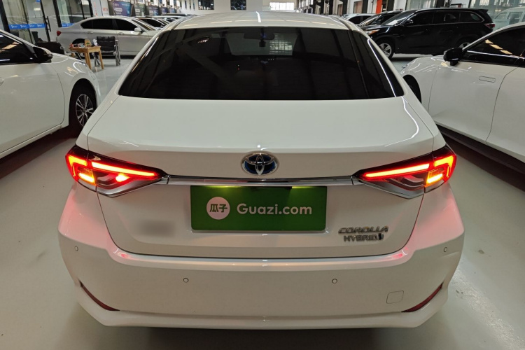 丰田 卡罗拉 2023款 1.8L 智能电混双擎 先锋版车身外观6