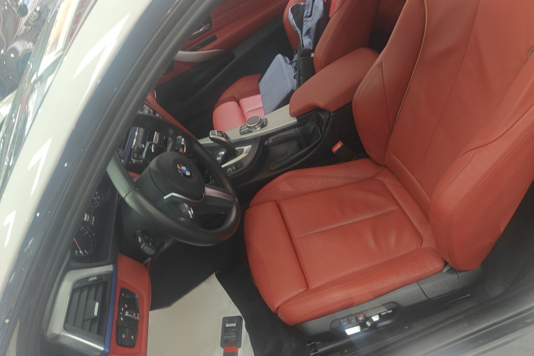 宝马4系 2019款 425i M运动曜夜版局部细节19