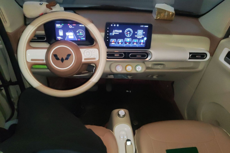 五菱汽车 宏光MINIEV 2024款 第三代 215km 青春版中控内饰12