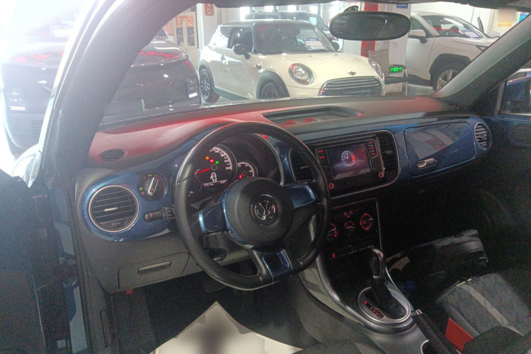 大众 甲壳虫 2017款 180TSI 宜乐版中控内饰12