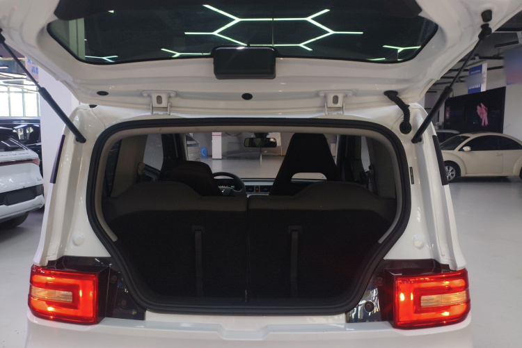 五菱汽车 宏光MINIEV 2020款 悦享款 磷酸铁锂机舱底盘23