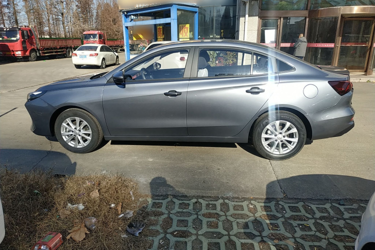 荣威i5 2026款 1.5L 手动舒享版车身外观4