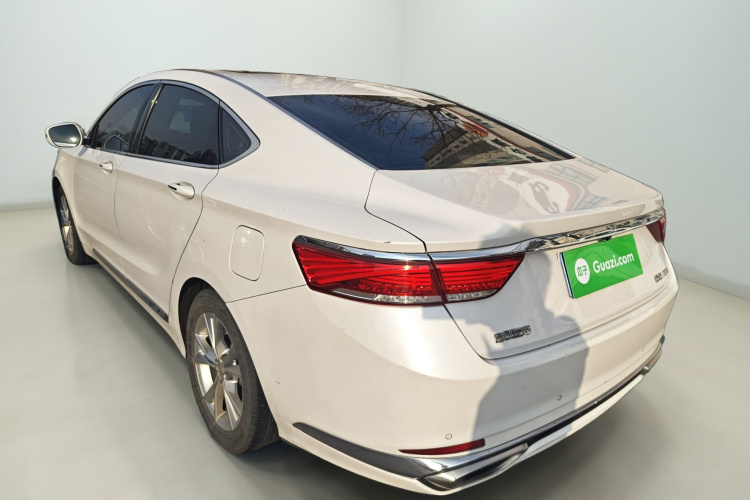 吉利汽车 博瑞 2018款 1.5T MHEV 耀享版车身外观5