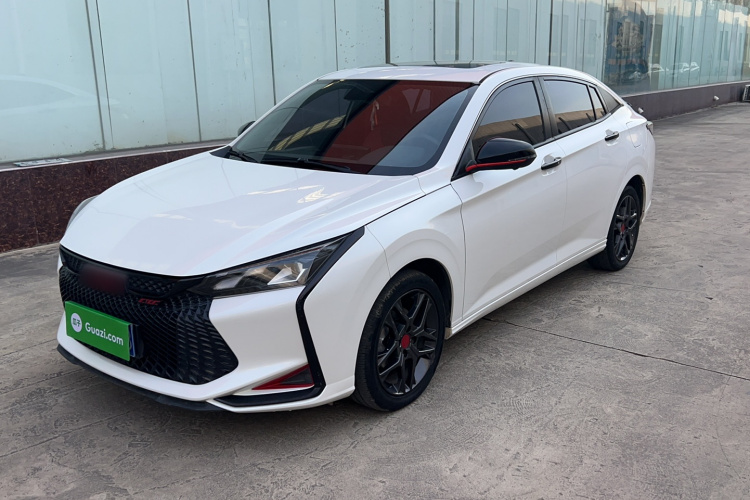 东风风神 奕炫 2022款 230T 自动追光骑士版车身外观1