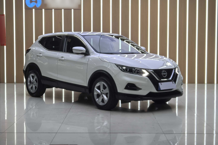 日产 逍客 2023款 经典 2.0L CVT XV舒适版车身外观6001