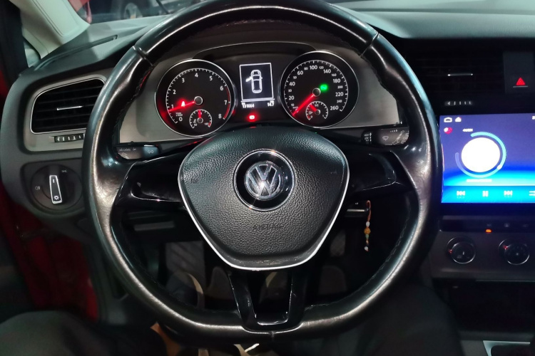 大众 高尔夫 2015款 1.6L 自动舒适型局部细节13