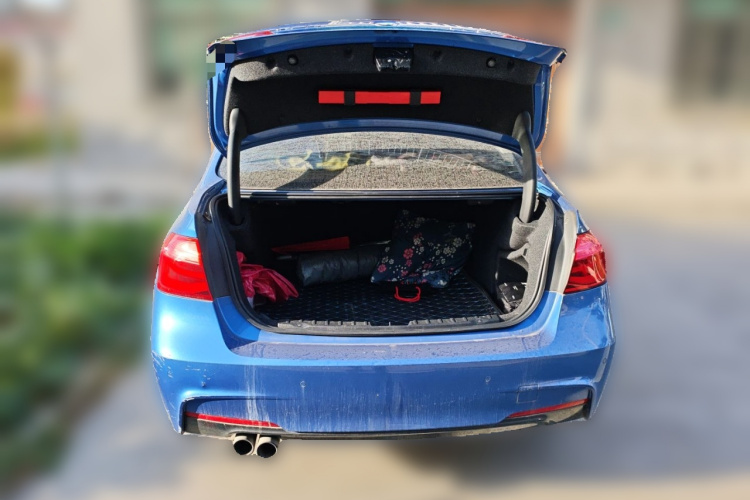 宝马3系 2017款 320Li M运动型局部细节23