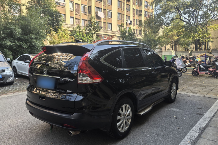本田CR-V 2013款 2.0L 两驱经典版车身外观6004