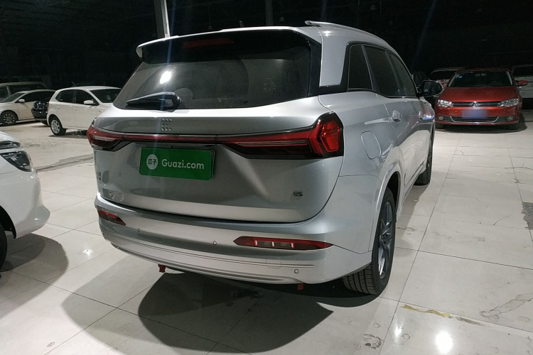 蓝电E5 2023款 1.5L DE-i 100KM畅享型 5座车身外观6005